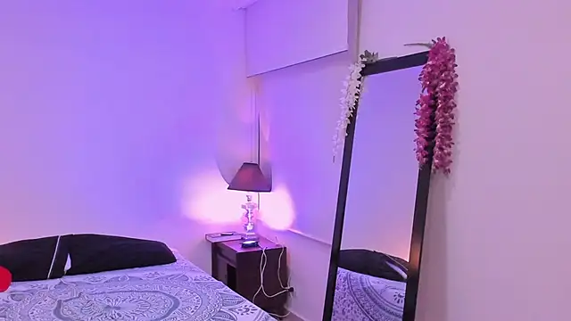 sofiarouge online show from January 2025 02:11:01 AM