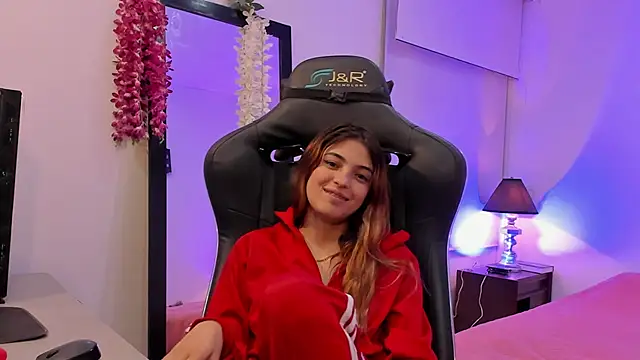 sofiarouge online show from February 2025 02:05:02 AM