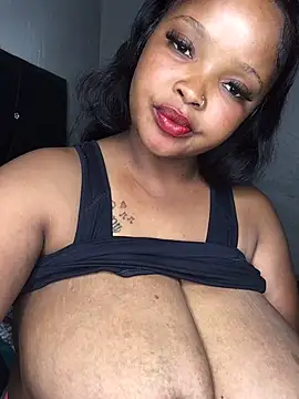 pinky promicee online show from December 2024 05:01:02 PM