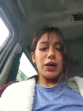 Snapshot of Lau1127 chatting on October 2025 10:21:01 PM Lau1127 online show from October 2025 10:21:01 PM