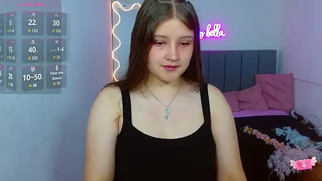 Snapshot of Krysstal_tay chatting on January 2025 12:05:02 PM Krysstal tay online show from January 2025 12:05:02 PM