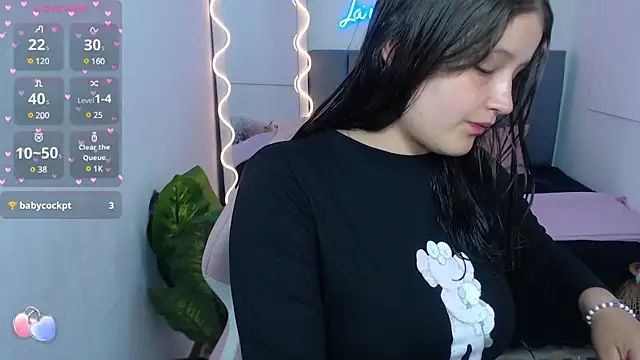 Snapshot of Krysstal_tay chatting on February 2025 11:44:02 AM Krysstal tay online show from February 2025 11:44:02 AM