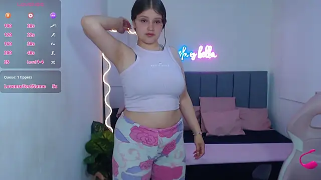 Snapshot of Krysstal_tay chatting on February 2025 02:46:02 PM Krysstal tay online show from February 2025 02:46:02 PM