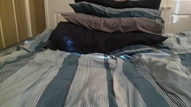 Snapshot of midlandsforfun chatting on March 2025 01:49:01 PM midlandsforfun online show from March 2025 01:49:01 PM