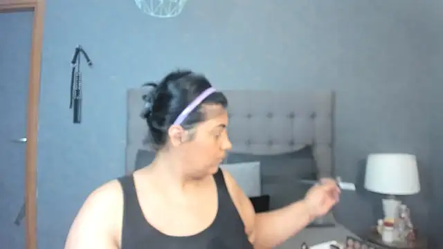 Snapshot of AmyCubes chatting on September 2025 04:01:02 AM AmyCubes online show from September 2025 04:01:02 AM