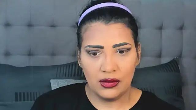 Snapshot of AmyCubes chatting on September 2025 08:25:01 AM AmyCubes online show from September 2025 08:25:01 AM