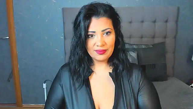 Snapshot of AmyCubes chatting on October 2025 05:27:01 AM AmyCubes online show from October 2025 05:27:01 AM