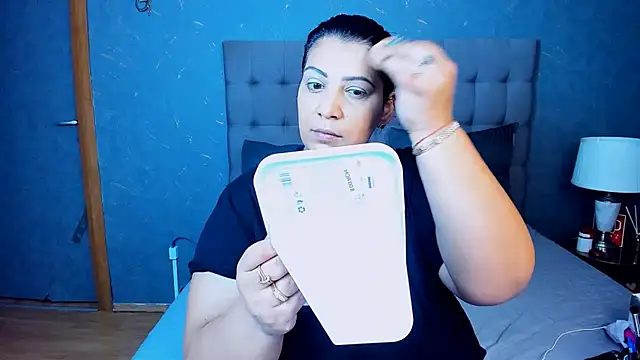 Snapshot of AmyCubes chatting on October 2025 04:31:01 AM AmyCubes online show from October 2025 04:31:01 AM