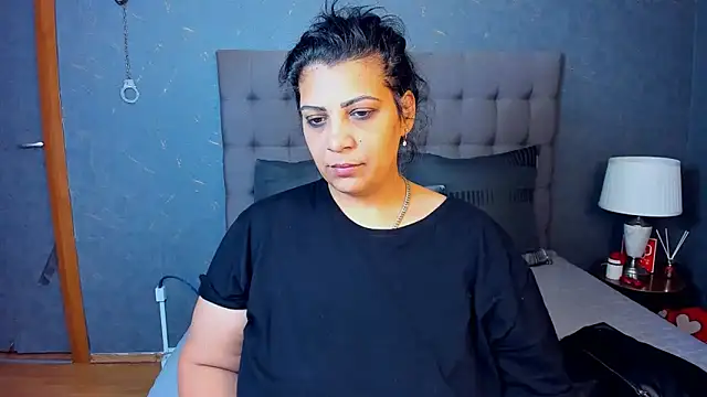 Snapshot of AmyCubes chatting on October 2025 03:25:01 AM AmyCubes online show from October 2025 03:25:01 AM