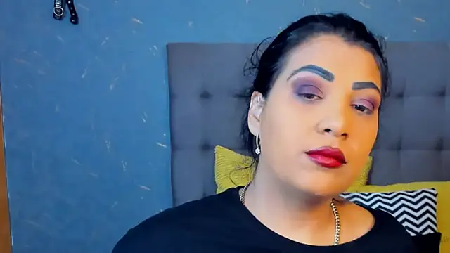 Snapshot of AmyCubes chatting on November 2025 04:34:01 AM AmyCubes online show from November 2025 04:34:01 AM