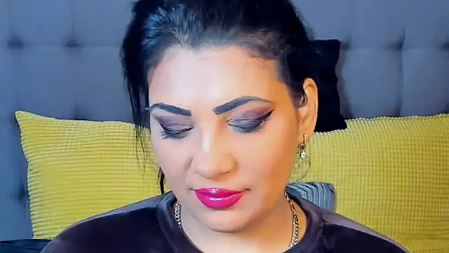 Snapshot of AmyCubes chatting on November 2025 06:59:01 AM AmyCubes online show from November 2025 06:59:01 AM