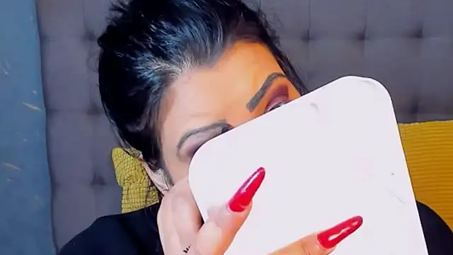 AmyCubes online show from December 2025 10:14:01 PM