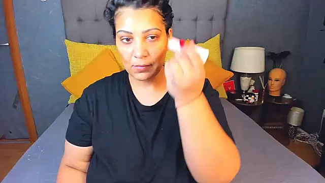 AmyCubes online show from February 2026 05:52:01 AM