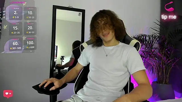 All3ssandr0 online show from December 2024 12:28:02 AM