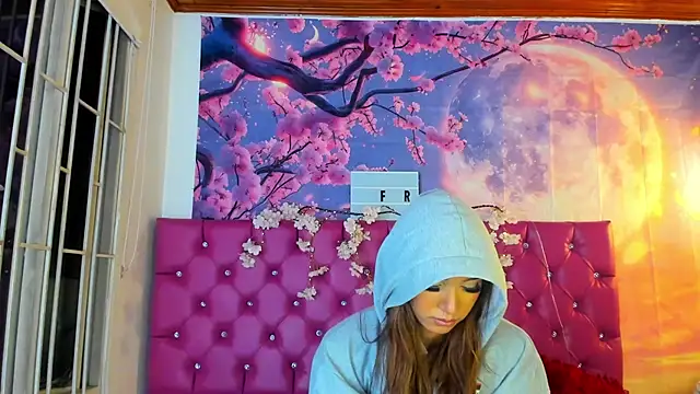 Nikol Rang   online show from February 2025 10:15:02 AM