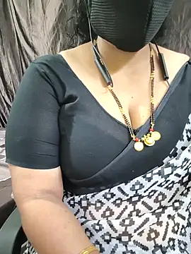 bhuvana555 online show from February 2026 05:43:02 PM