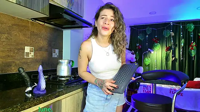 oriana thomson2 online show from January 2025 02:20:01 AM