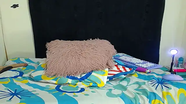 Snapshot of katty_ebonny chatting on December 2024 03:59:02 AM katty ebonny online show from December 2024 03:59:02 AM