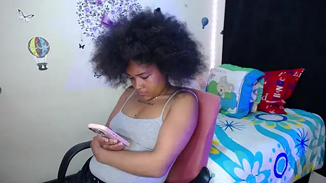 Snapshot of katty_ebonny chatting on September 2025 03:39:02 AM katty ebonny online show from September 2025 03:39:02 AM