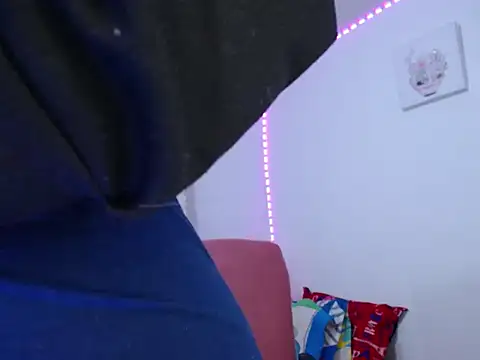 Snapshot of katty_ebonny chatting on October 2025 03:57:01 AM katty ebonny online show from October 2025 03:57:01 AM