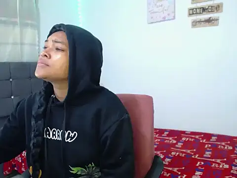 Snapshot of katty_ebonny chatting on October 2025 04:04:01 AM katty ebonny online show from October 2025 04:04:01 AM