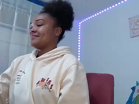 Snapshot of katty_ebonny chatting on November 2025 02:00:02 AM katty ebonny online show from November 2025 02:00:02 AM