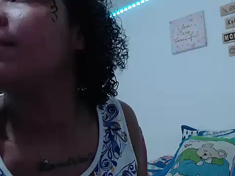 Snapshot of katty_ebonny chatting on November 2025 10:56:01 PM katty ebonny online show from November 2025 10:56:01 PM