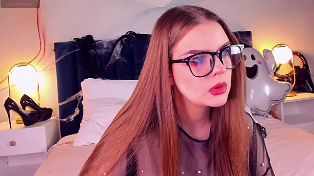 ErlineDashow online show from November 2025 10:16:01 AM