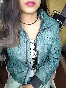 Snapshot of Sreya213 chatting on December 2024 10:35:02 AM Sreya213 online show from December 2024 10:35:02 AM