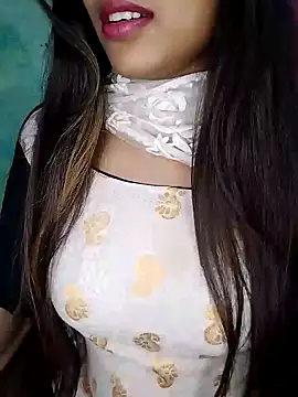 Snapshot of Sreya213 chatting on January 2025 06:38:01 PM Sreya213 online show from January 2025 06:38:01 PM