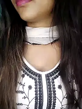 Snapshot of Sreya213 chatting on January 2025 07:27:01 PM Sreya213 online show from January 2025 07:27:01 PM