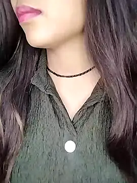 Snapshot of Sreya213 chatting on January 2025 08:04:01 PM Sreya213 online show from January 2025 08:04:01 PM