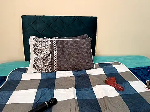 Snapshot of chloechrome chatting on March 2025 05:25:02 PM chloechrome online show from March 2025 05:25:02 PM