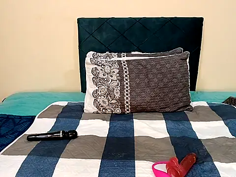 Snapshot of chloechrome chatting on March 2025 05:23:02 PM chloechrome online show from March 2025 05:23:02 PM