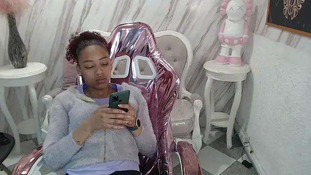 Violeth b online show from March 2025 12:45:01 PM