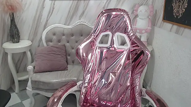 Violeth b online show from March 2025 12:52:01 PM