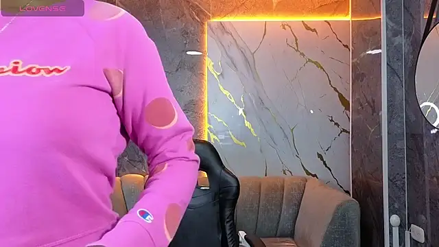 Violeth b online show from October 2025 12:50:01 PM