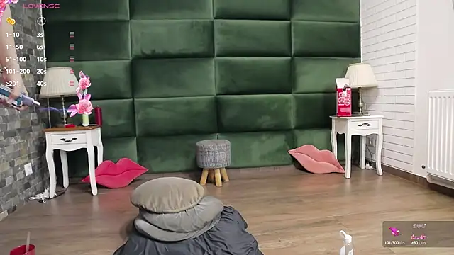 SelenSummer online show from September 2025 04:11:02 AM