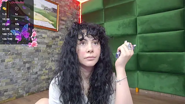 Snapshot of SelenSummer chatting on February 2026 07:51:02 PM SelenSummer online show from February 2026 07:51:02 PM