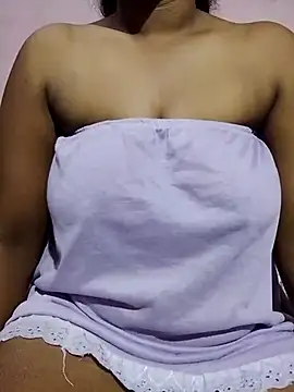 Snapshot of Diwya69 chatting on June 2026 05:34:02 PM Diwya69 online show from June 2026 05:34:02 PM