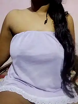 Snapshot of Diwya69 chatting on July 2026 08:35:02 PM Diwya69 online show from July 2026 08:35:02 PM
