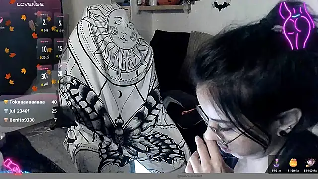 LisandreLaVenale online show from December 2024 02:20:01 AM