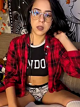 LisandreLaVenale online show from October 2025 10:40:02 PM