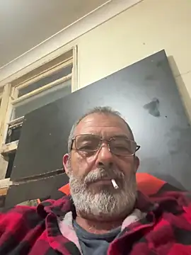 Snapshot of ausbod chatting on May 2026 01:38:01 PM ausbod online show from May 2026 01:38:01 PM