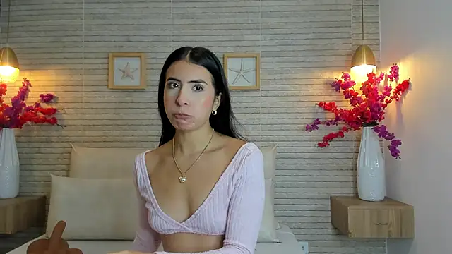 IssabellaLopez online show from September 2025 11:48:01 AM