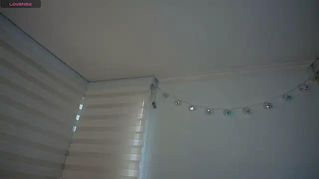 venusleroy  online show from April 2026 10:45:02 PM