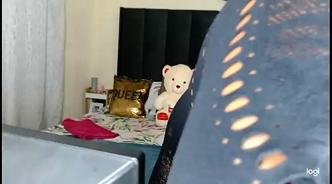 quenliyasa online show from March 2025 04:23:02 PM