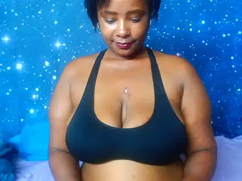 2Sweetysmile online show from February 2025 07:52:02 PM