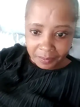 2Sweetysmile online show from April 2026 11:03:02 AM