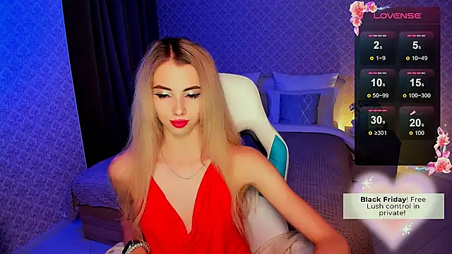 Snapshot of Emilia_Klar chatting on December 2024 02:44:01 PM Emilia Klar online show from December 2024 02:44:01 PM